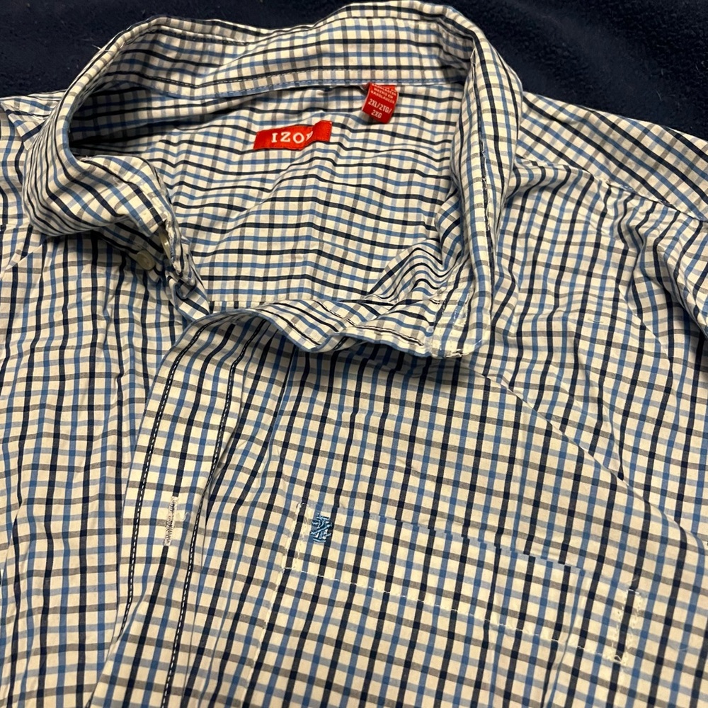 Long-sleeved button-up